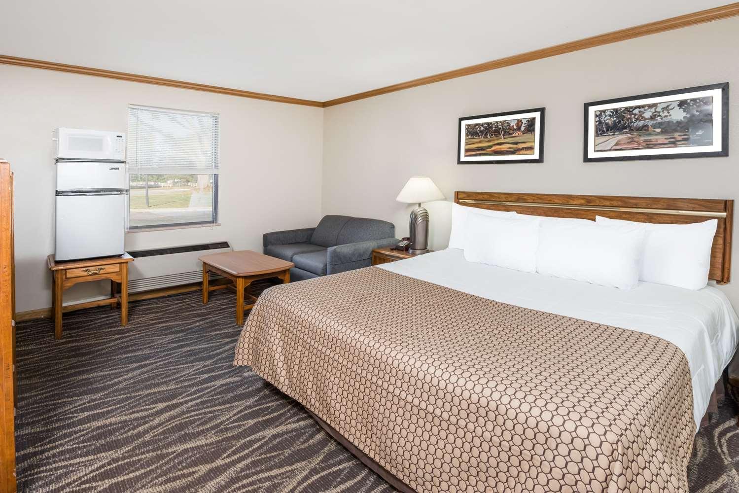 Knights Inn Jacksonville At Dix Ellis Trail Экстерьер фото